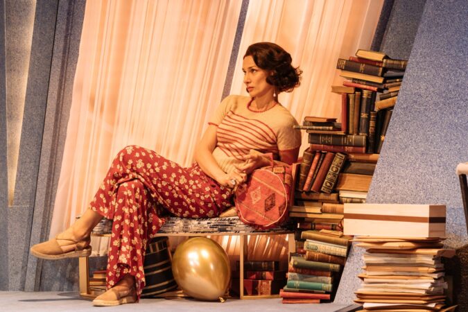 Present Laughter_Old Vic_London_Production photos_2019_Indira Varma_HR